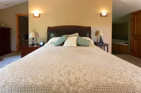 85 Sharkyville Road Waterbury VT 05676