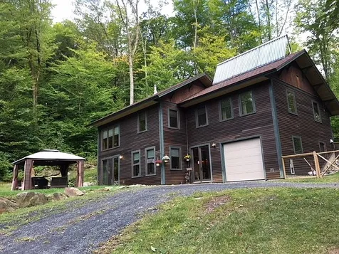 85 Sharkyville Road Waterbury VT 05676