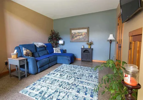 85 Sharkyville Road Waterbury VT 05676