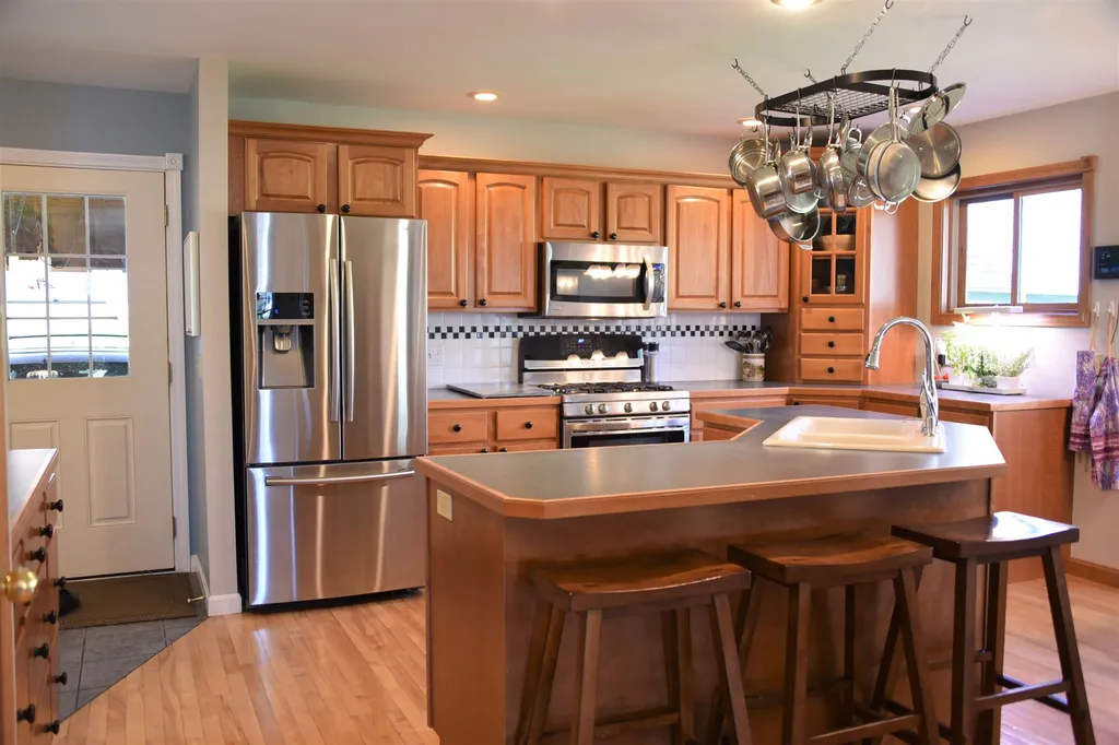 16 Meadow Drive Jericho VT 05465
