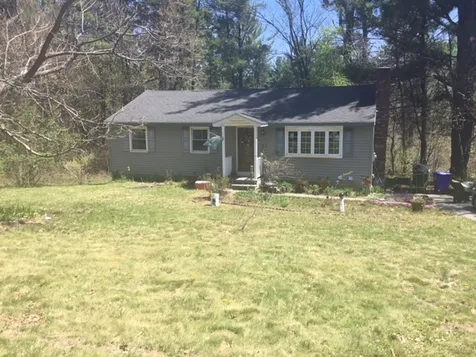 225 Dunbarton Road Manchester NH 03102