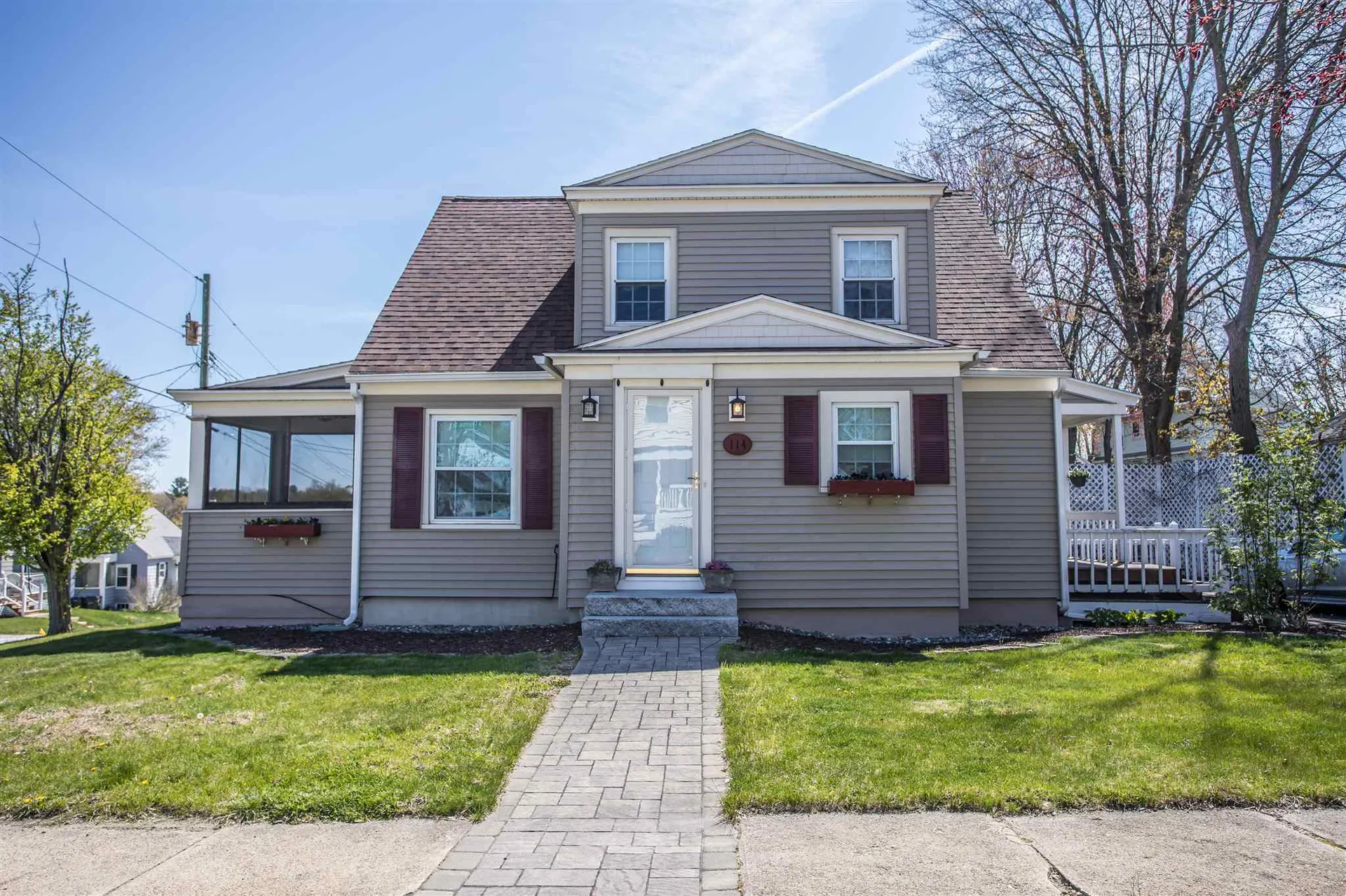 114 S Cypress Street Manchester NH 03103