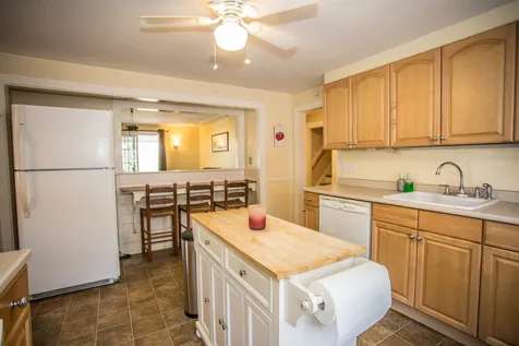 114 S Cypress Street Manchester NH 03103