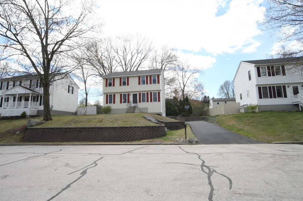 217 Crosbie Street Manchester NH 03104