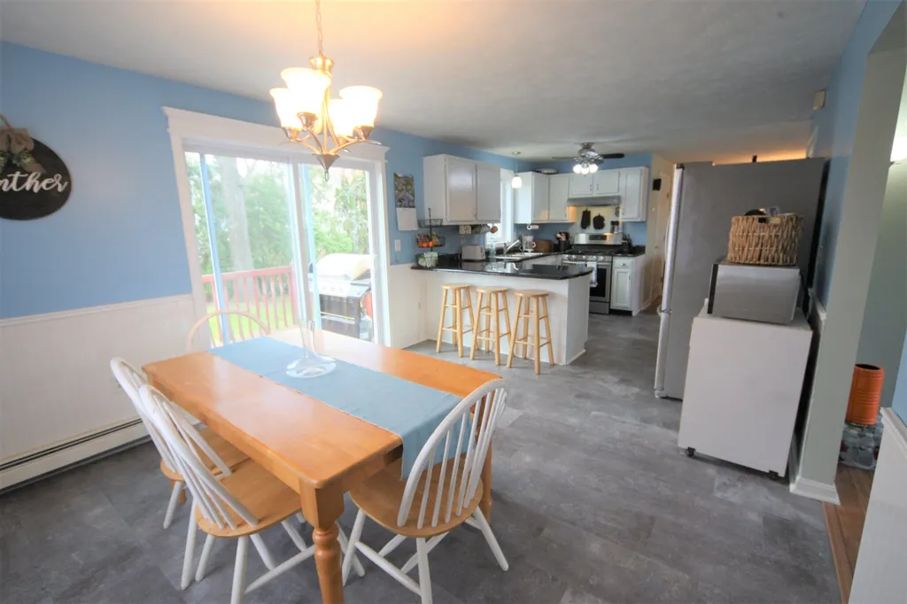 217 Crosbie Street Manchester NH 03104