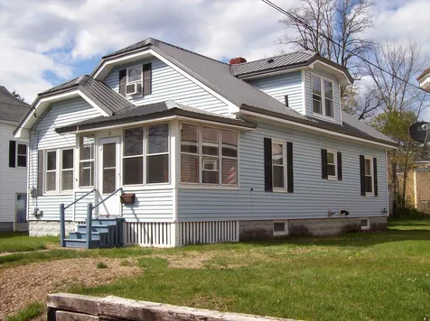 11 Shannon Street Claremont NH 03743