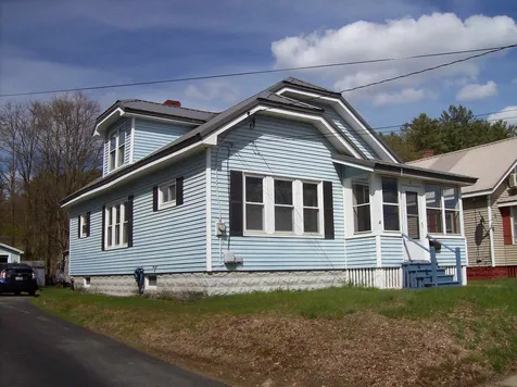 11 Shannon Street Claremont NH 03743