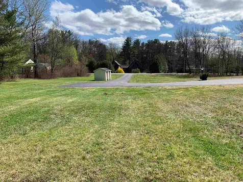 61 Cemetery Street Concord NH 03301-8622