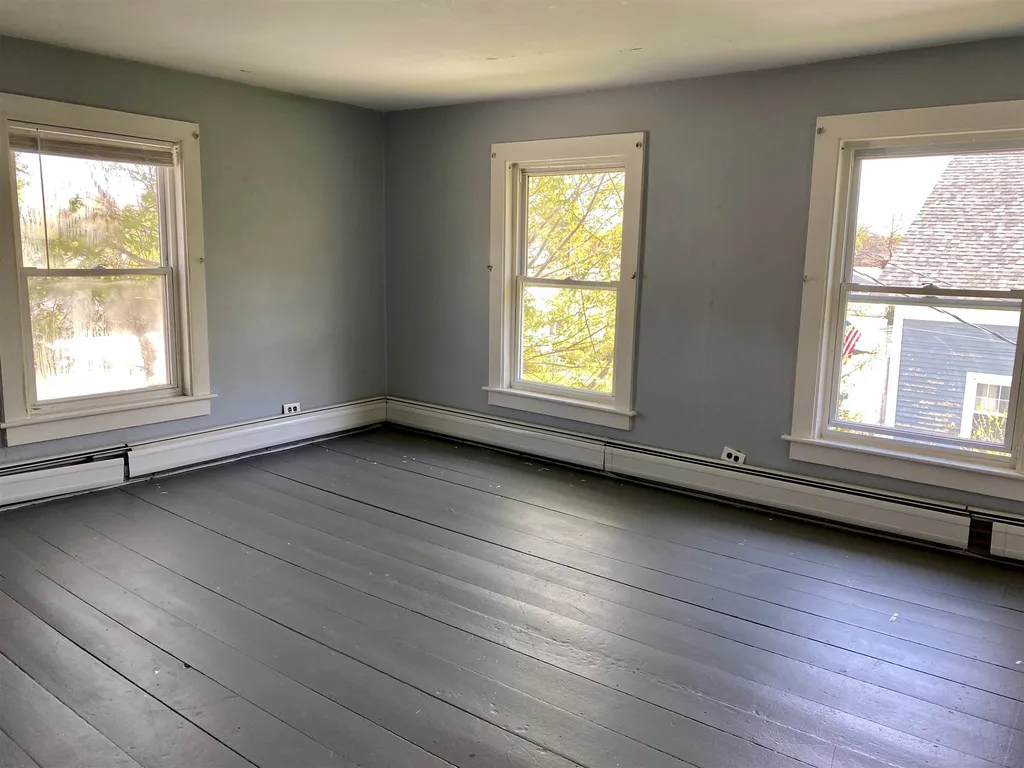 29 Hall Place Exeter NH 03833