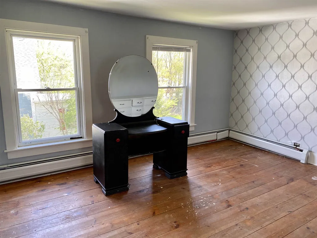 29 Hall Place Exeter NH 03833