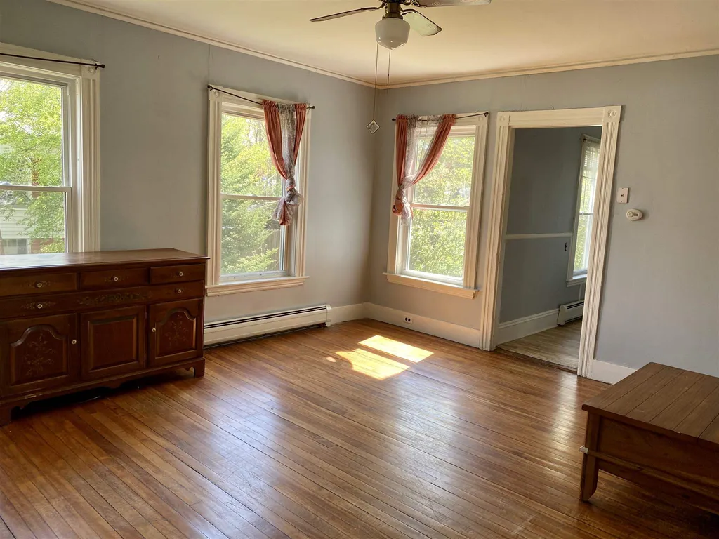 29 Hall Place Exeter NH 03833