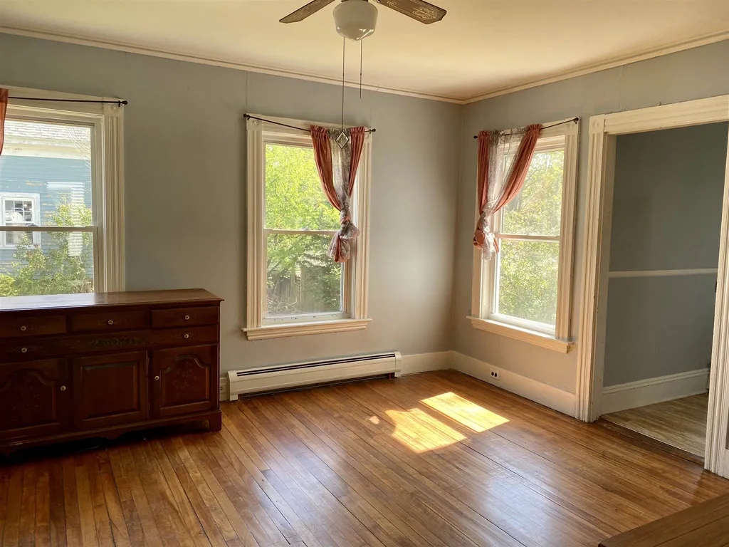 29 Hall Place Exeter NH 03833