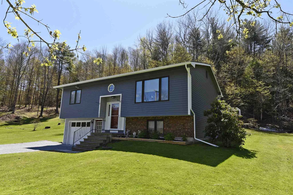 366 Cochran Road Richmond VT 05477