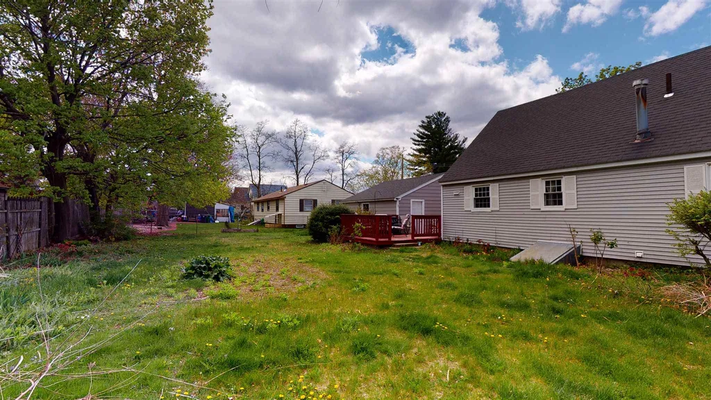 14 Wellman Avenue Nashua NH 03064