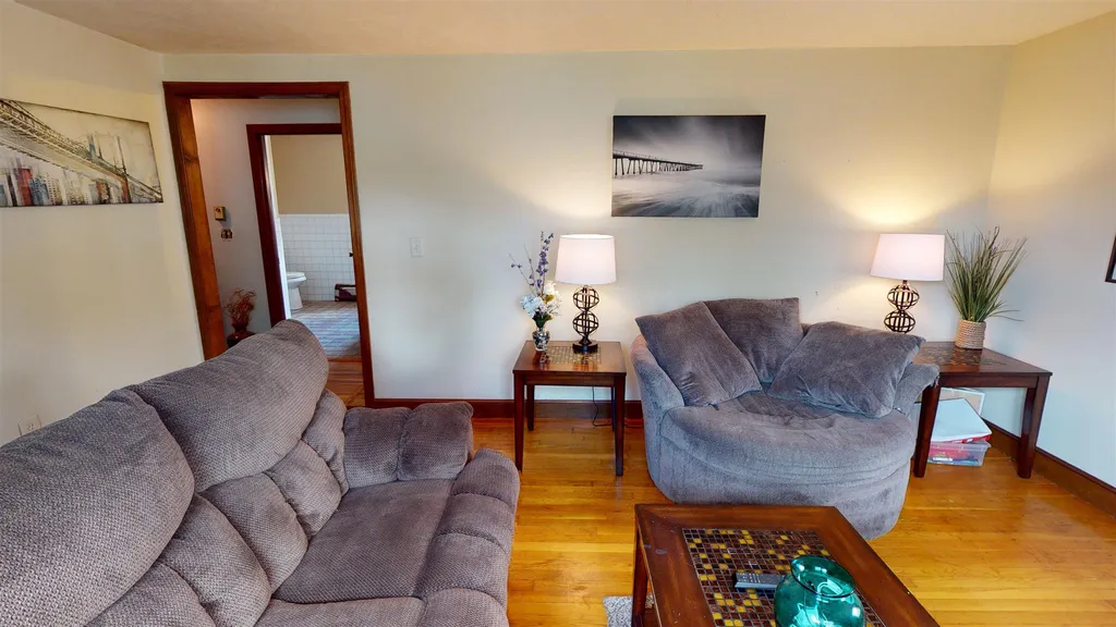 14 Wellman Avenue Nashua NH 03064
