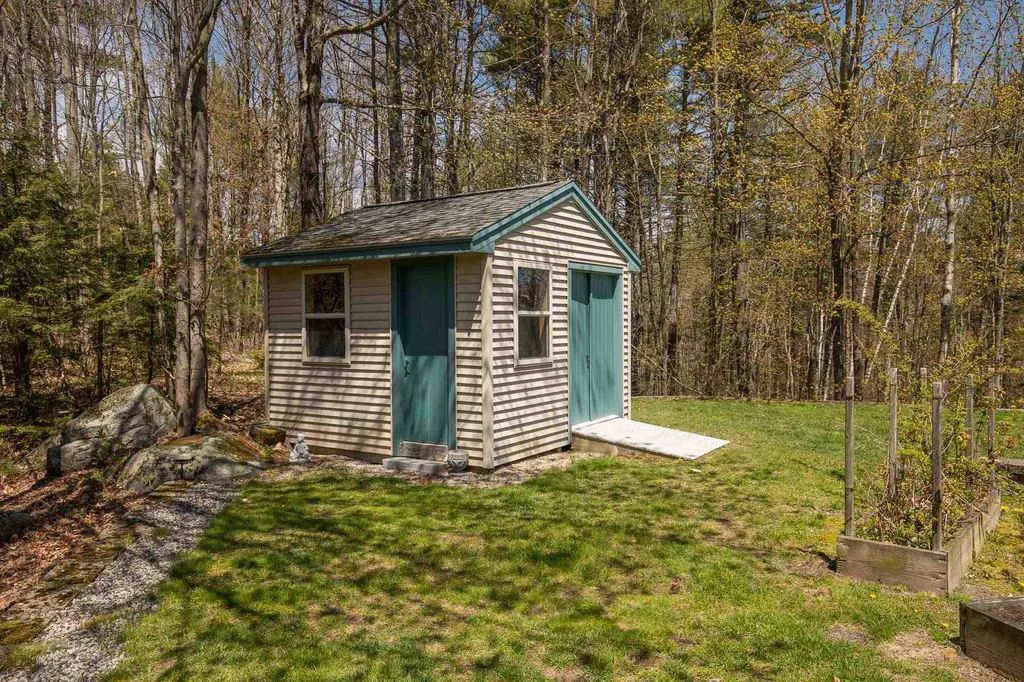 84 Estes Road Rochester NH 03867