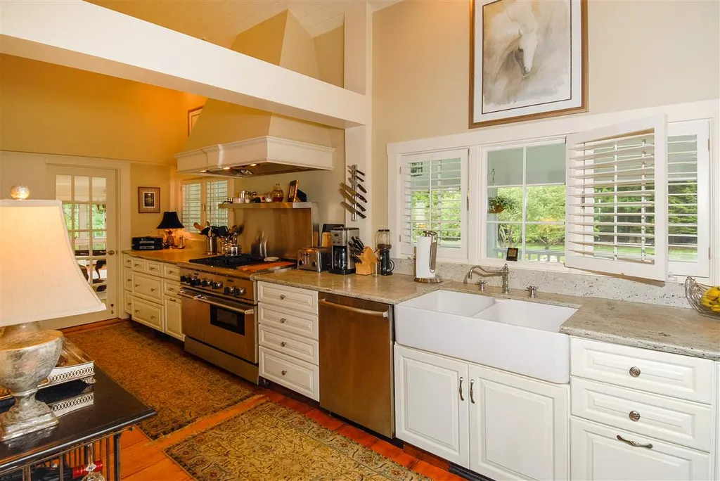 2 Hodges Drive Tuftonboro NH 03816