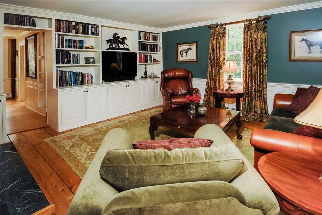 2 Hodges Drive Tuftonboro NH 03816