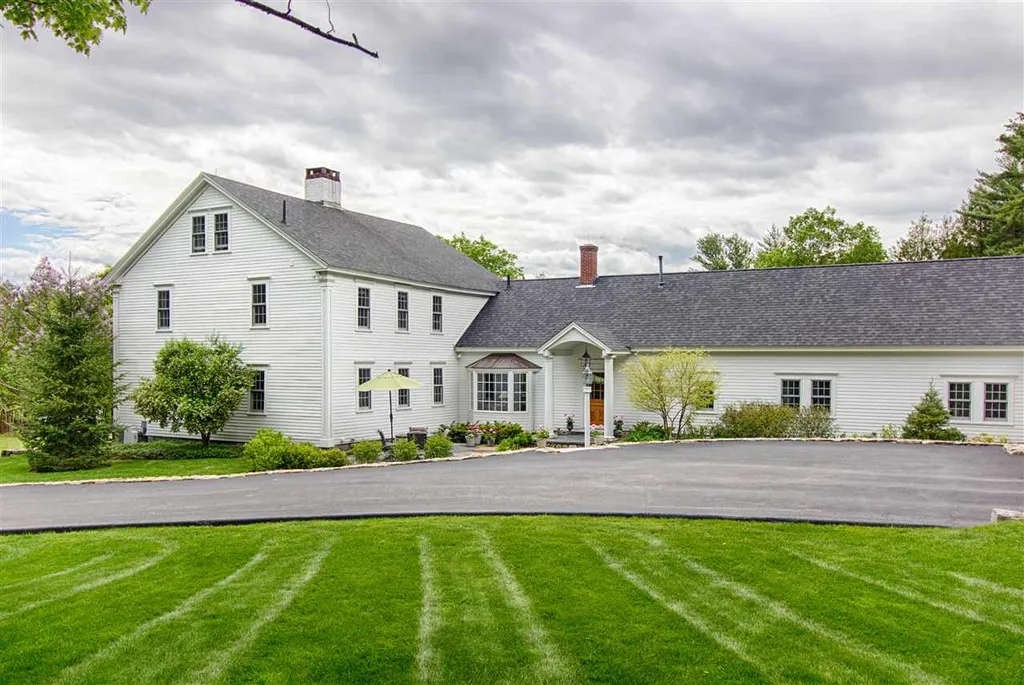 2 Hodges Drive Tuftonboro NH 03816