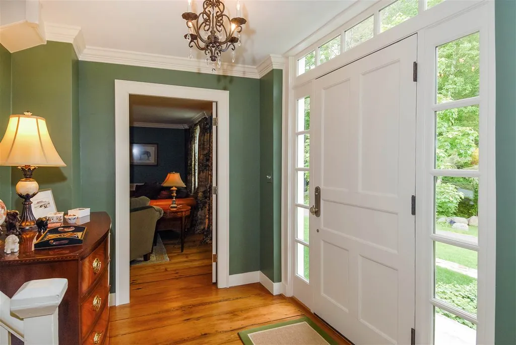2 Hodges Drive Tuftonboro NH 03816