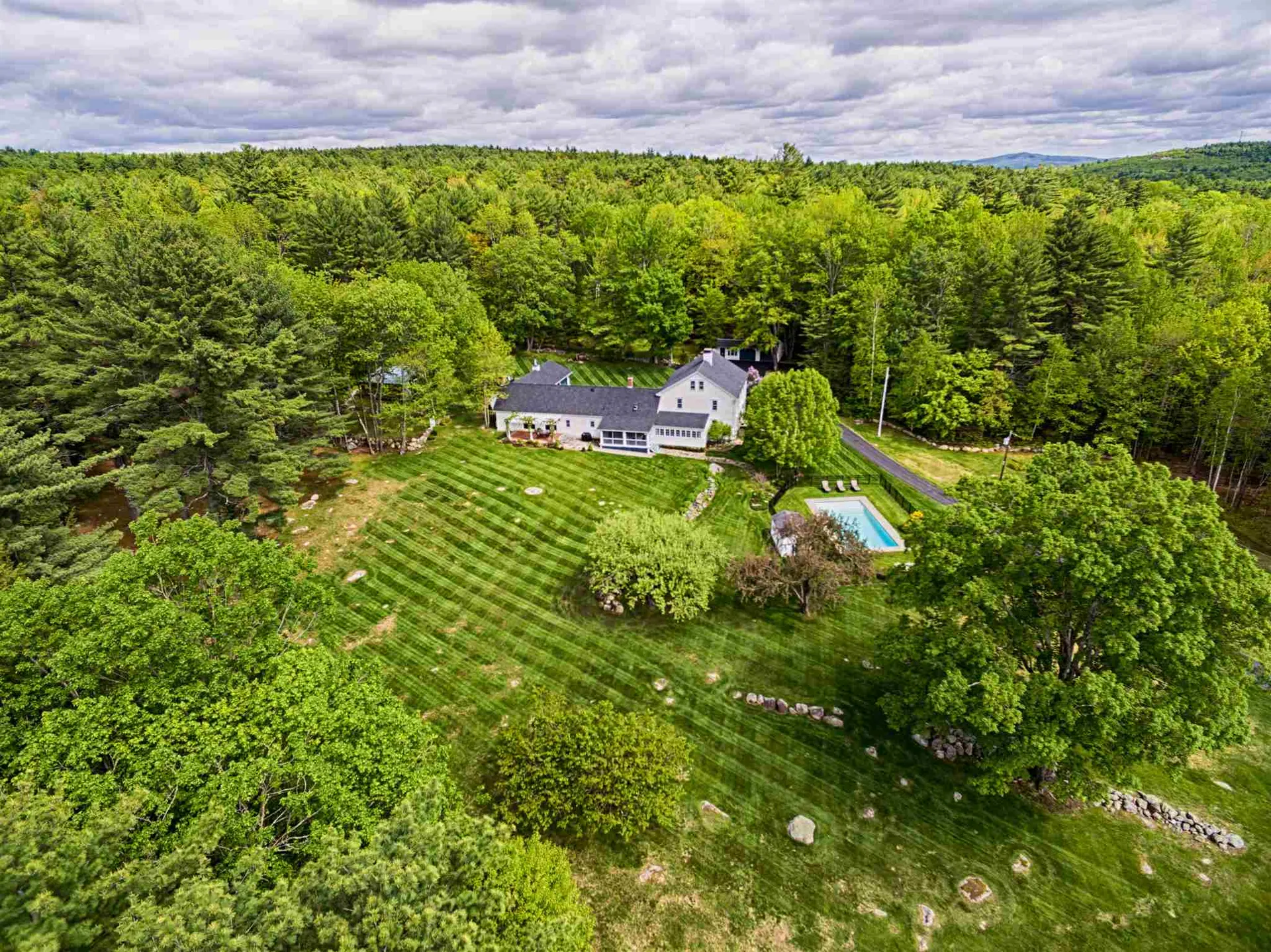 2 Hodges Drive Tuftonboro NH 03816
