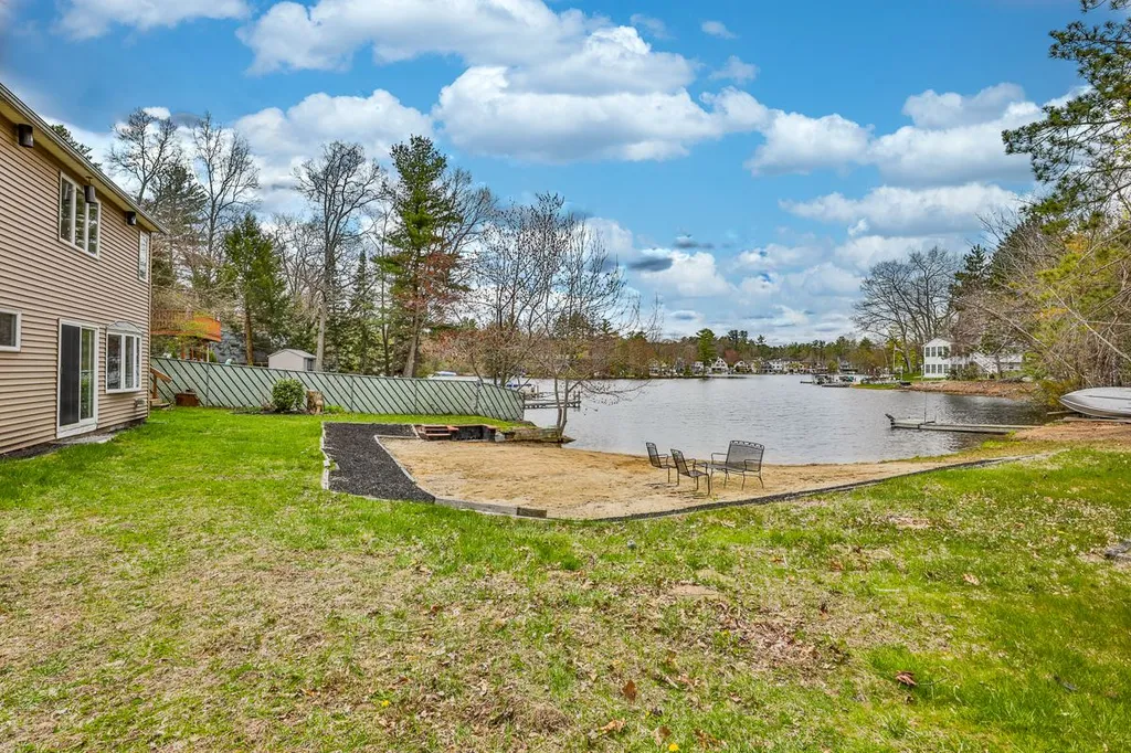 23 Cove Road Salem NH 03079