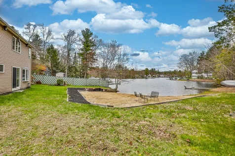 23 Cove Road Salem NH 03079
