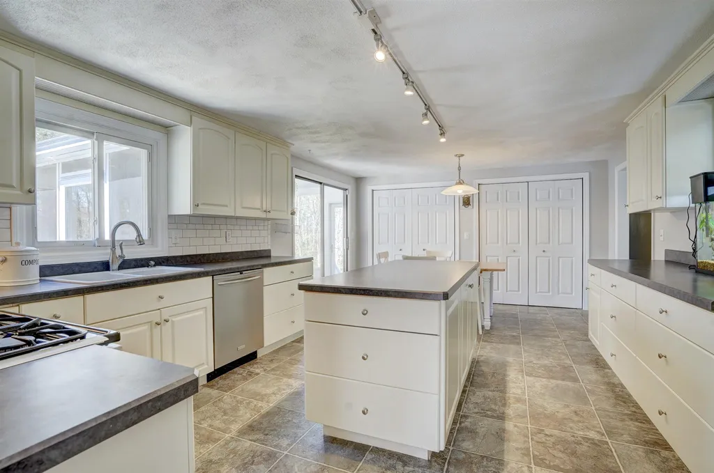 5 Dublin Road Windham NH 03087