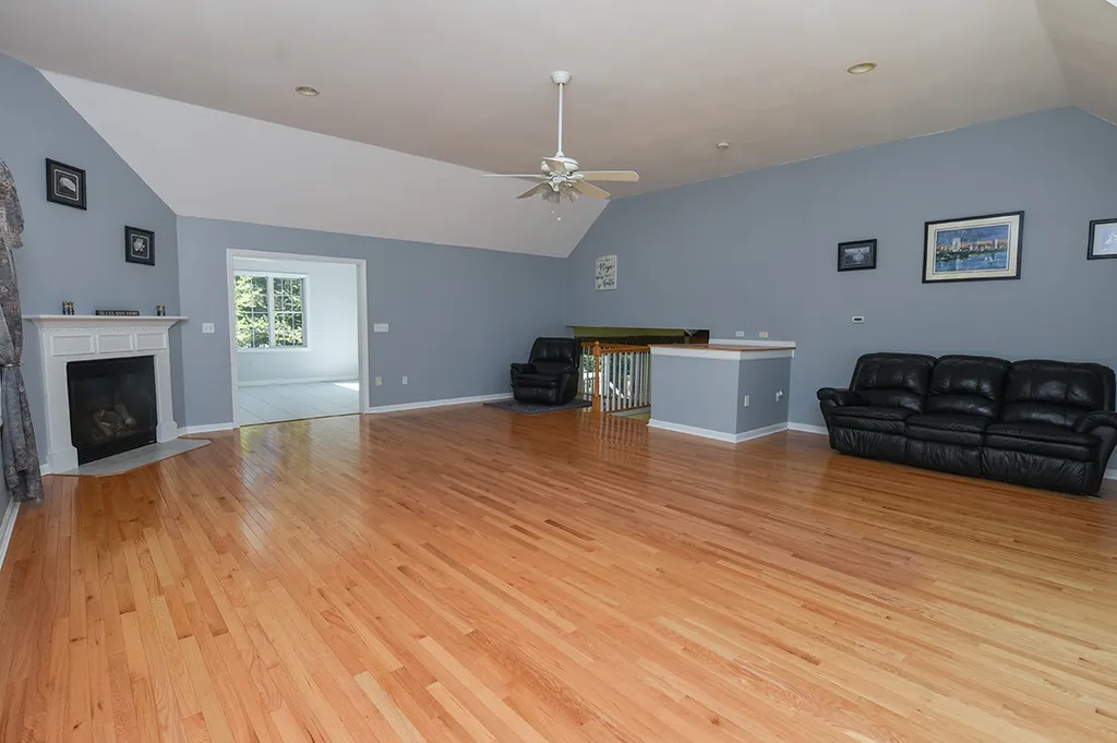 88 Mcintosh Road Danville NH 03819