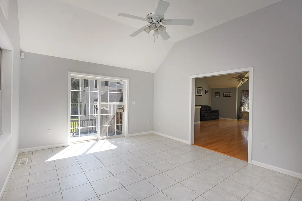 88 Mcintosh Road Danville NH 03819