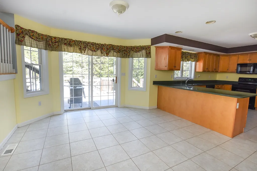 88 Mcintosh Road Danville NH 03819