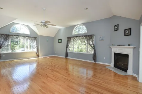 88 Mcintosh Road Danville NH 03819
