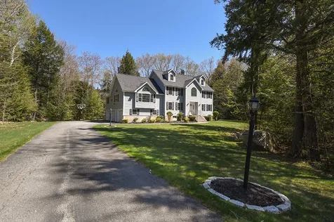 88 Mcintosh Road Danville NH 03819