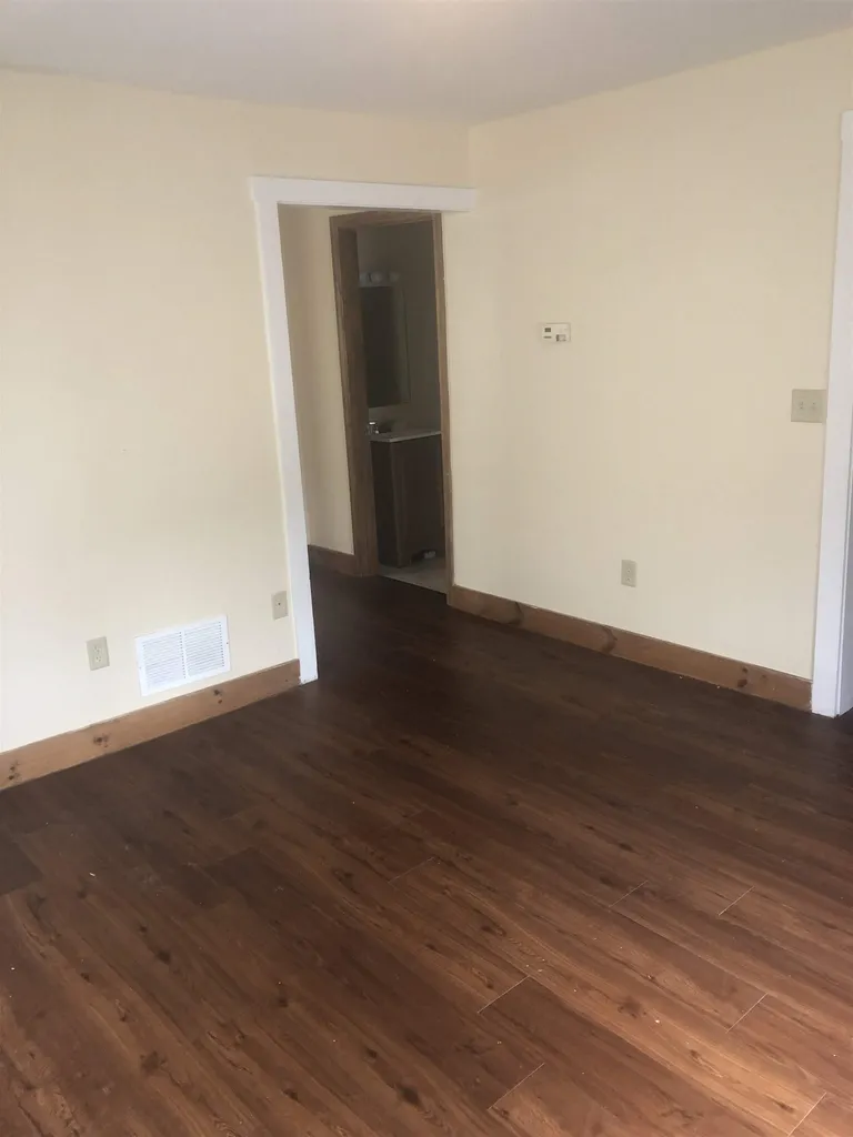 17 Elm Court Portsmouth NH 03801