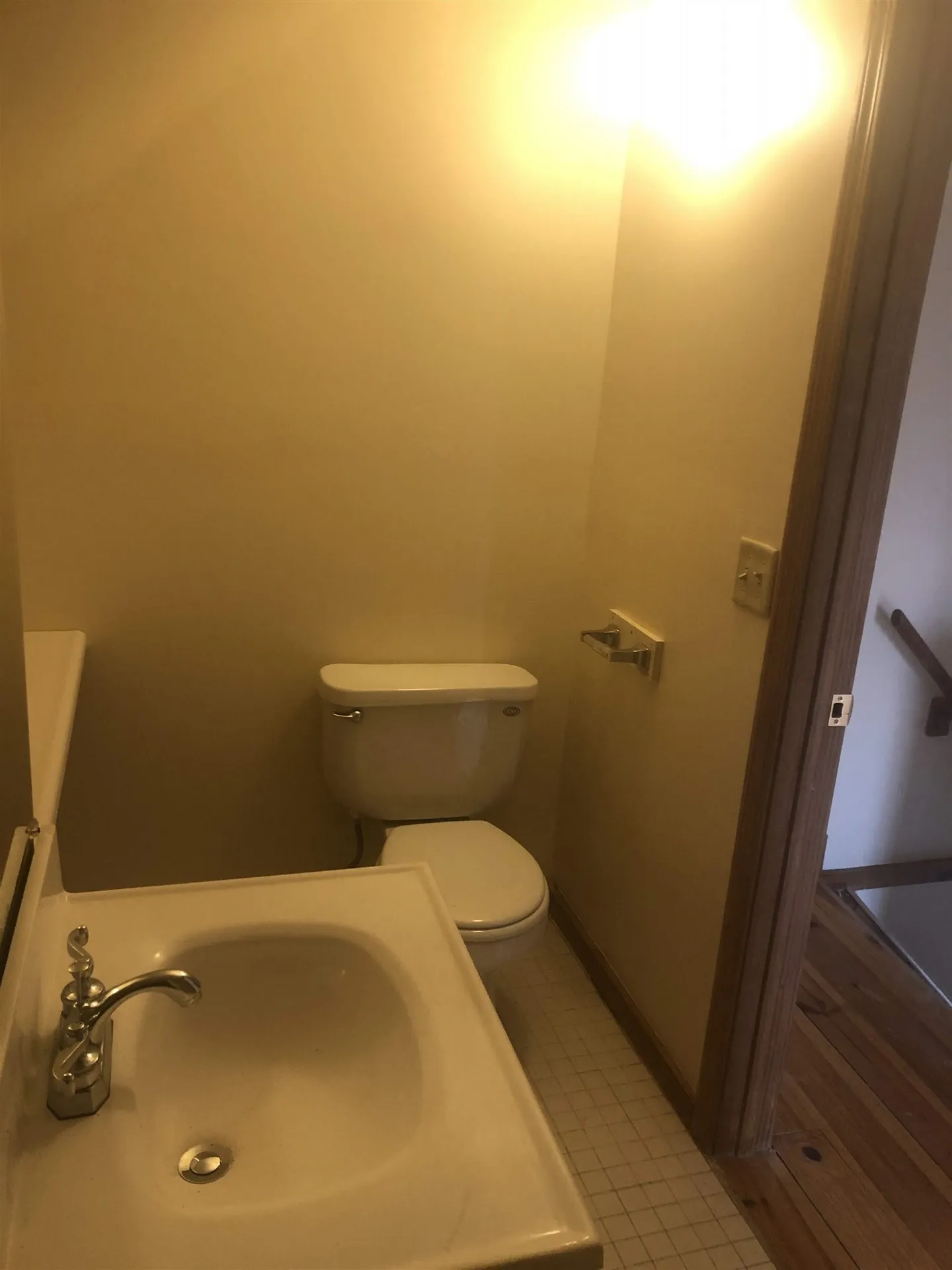 17 Elm Court Portsmouth NH 03801