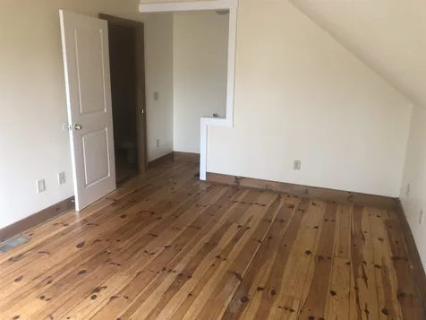 17 Elm Court Portsmouth NH 03801