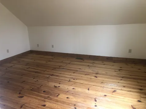17 Elm Court Portsmouth NH 03801