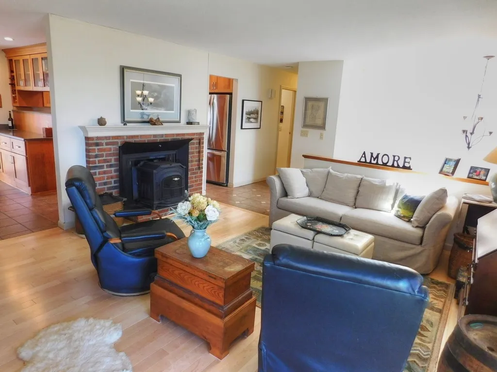 267 Biscayne Heights Colchester VT 05446