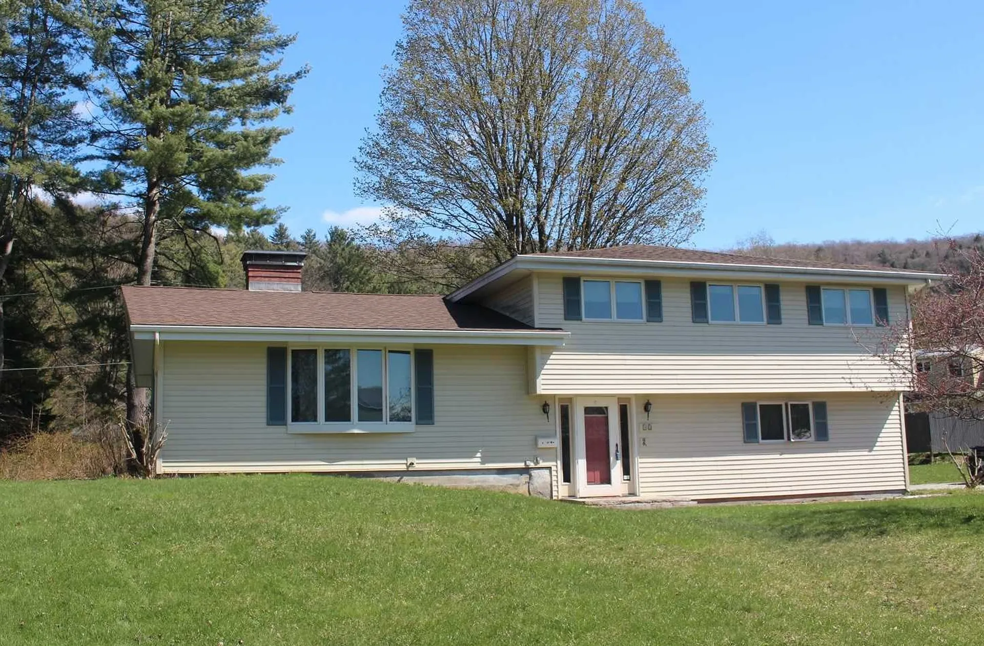 12 Crescent Lane Montpelier VT 05602