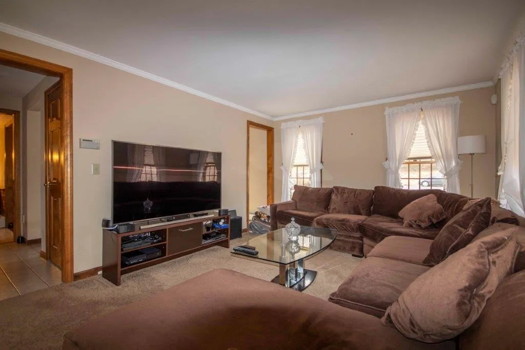 37 Gervaise Drive Derry NH 03038
