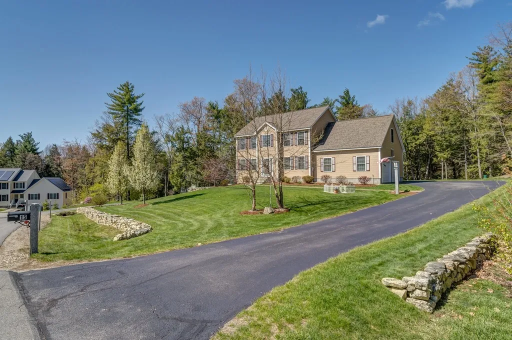 15 Westgate Road Mont Vernon NH 03057