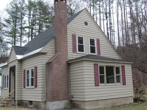 14 Bank Avenue Claremont NH 03743