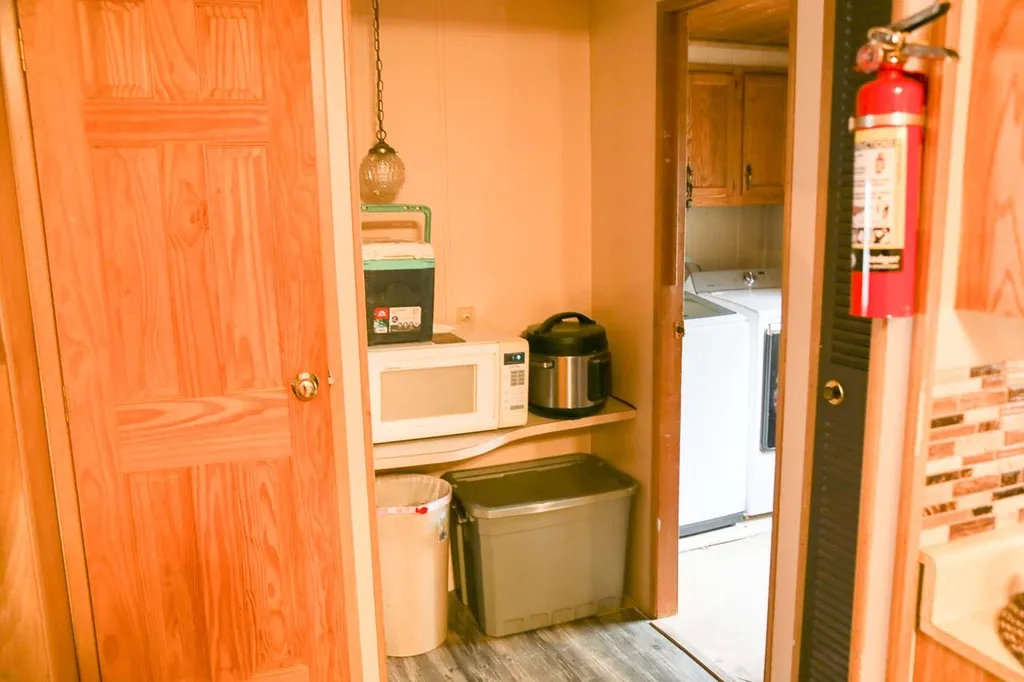 24 Agent Road Raymond NH 03077