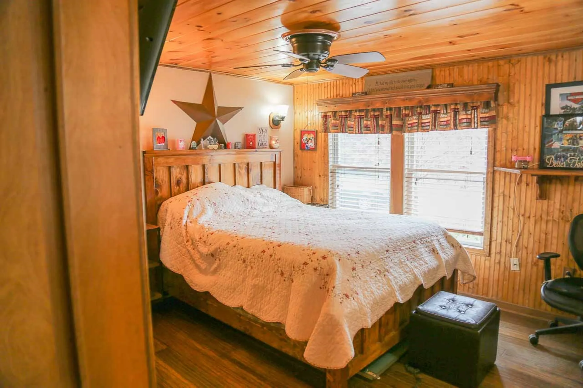 24 Agent Road Raymond NH 03077
