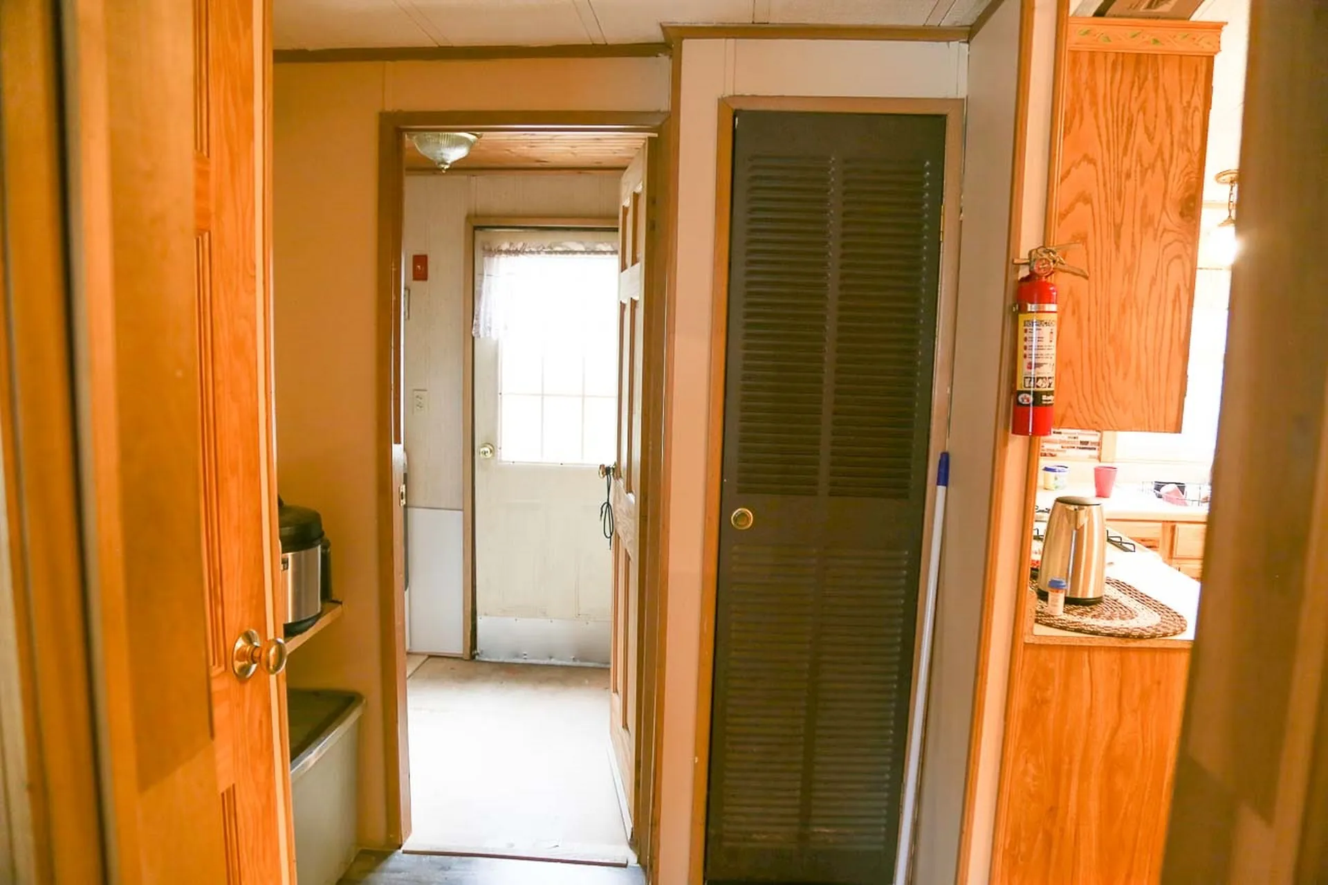24 Agent Road Raymond NH 03077