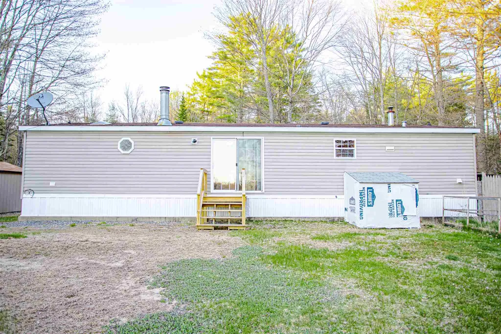 102 Pine Ridge Road Middleton NH 03887-6104