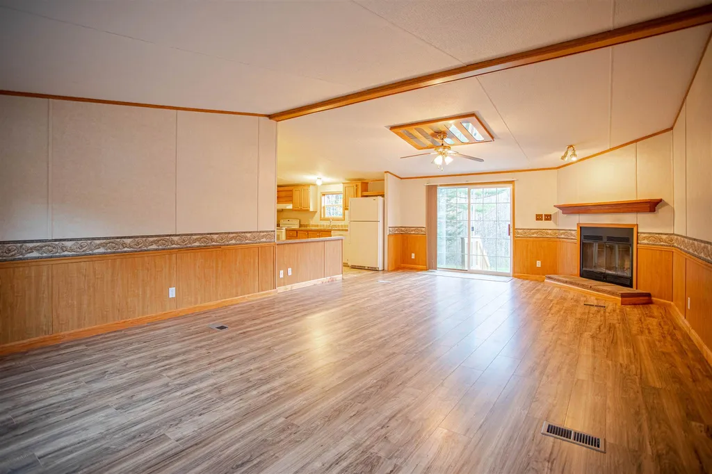 102 Pine Ridge Road Middleton NH 03887-6104
