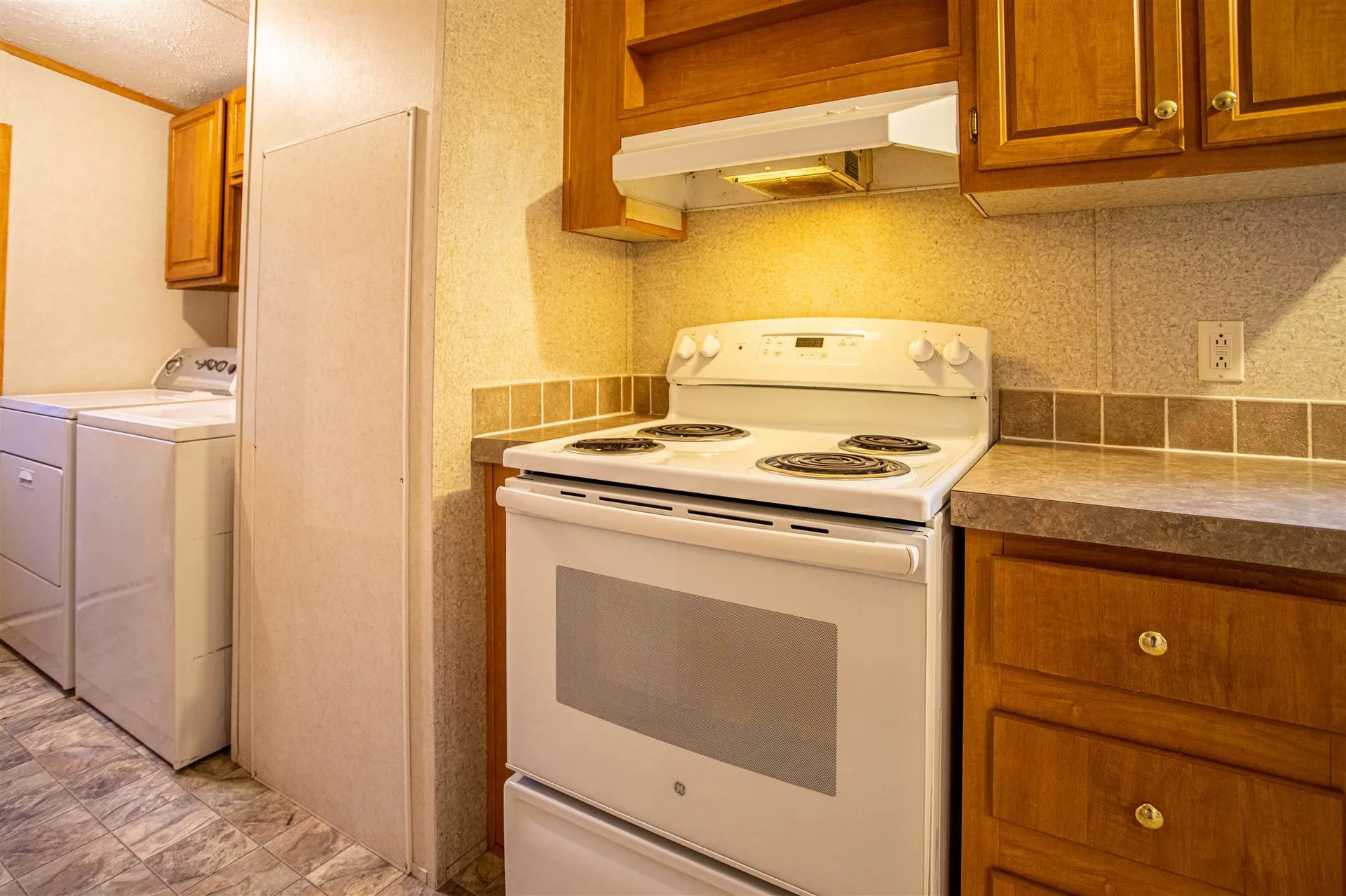102 Pine Ridge Road Middleton NH 03887-6104