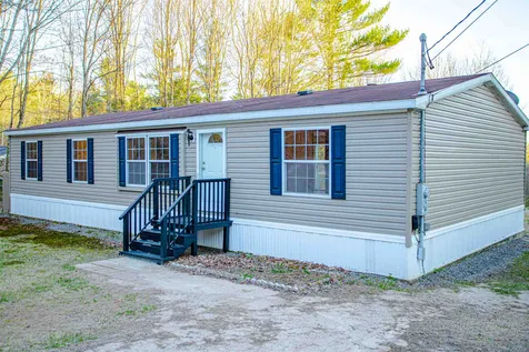 102 Pine Ridge Road Middleton NH 03887-6104