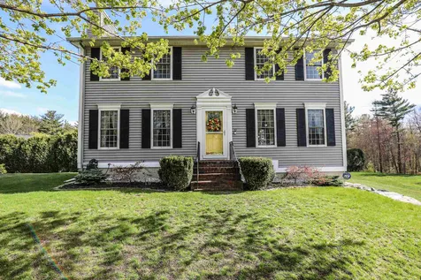 30 Rosecliff Lane Manchester NH 03109
